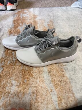 Nike Roshe Two in the 'Metallic Silver’